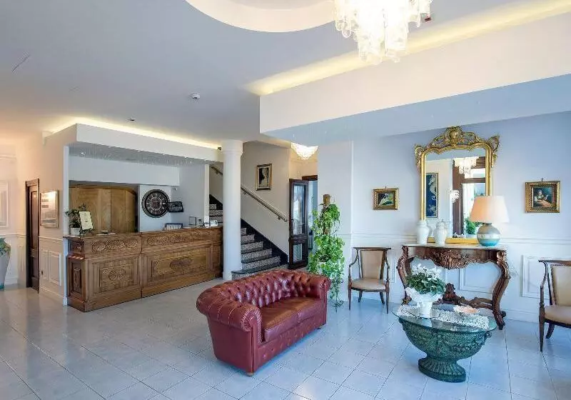 هتل La Panoramica