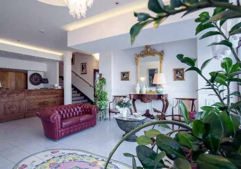 هتل La Panoramica