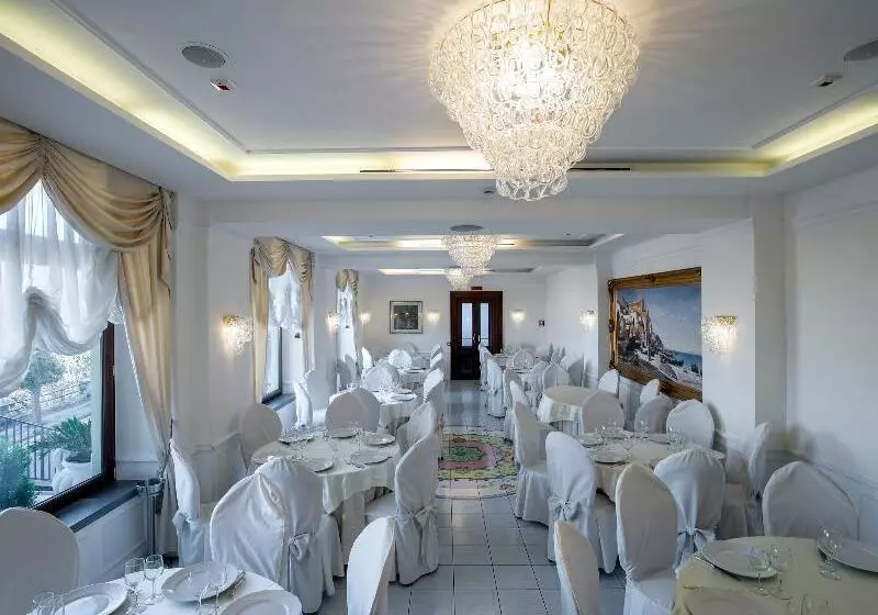 هتل La Panoramica