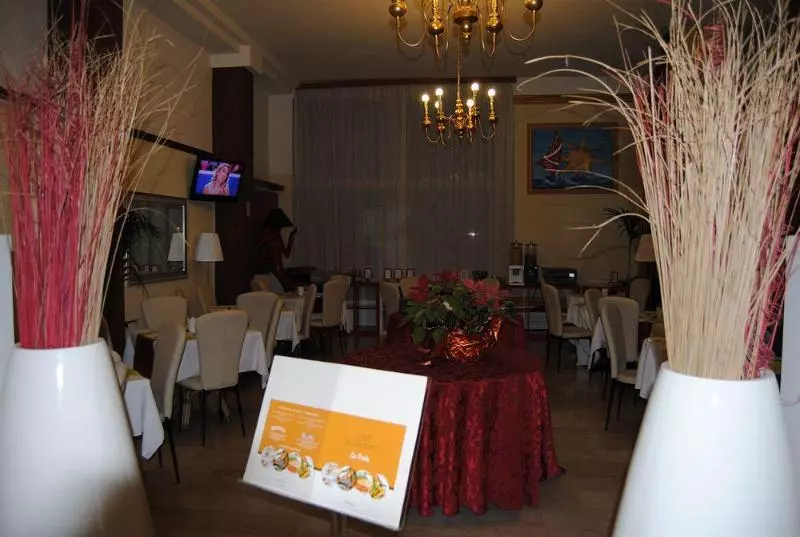 هتل La Perla Rimini