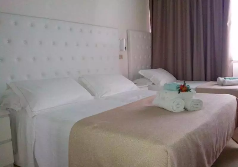 هتل La Perla Rimini