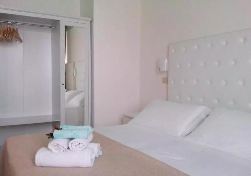 هتل La Perla Rimini