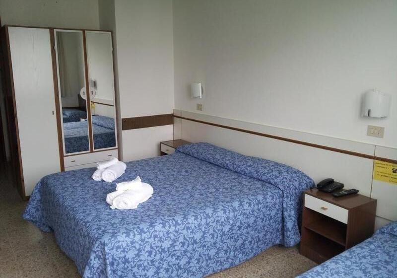 هتل La Perla Rimini