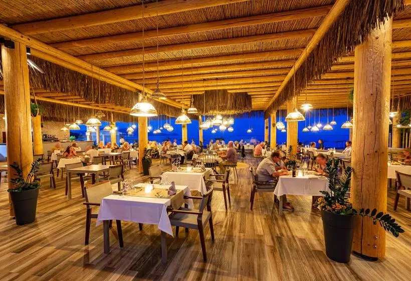 Отель Lindos Bay