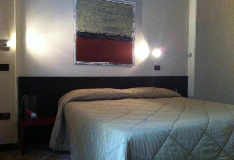 هتل Lucca In Villa Elisa & Gentucca