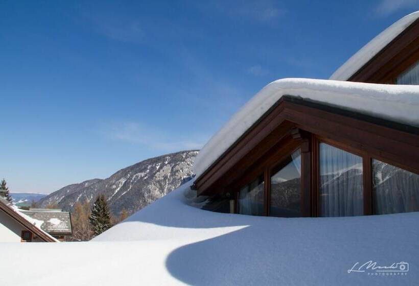 호텔 Nevesole Folgarida Resort Apart