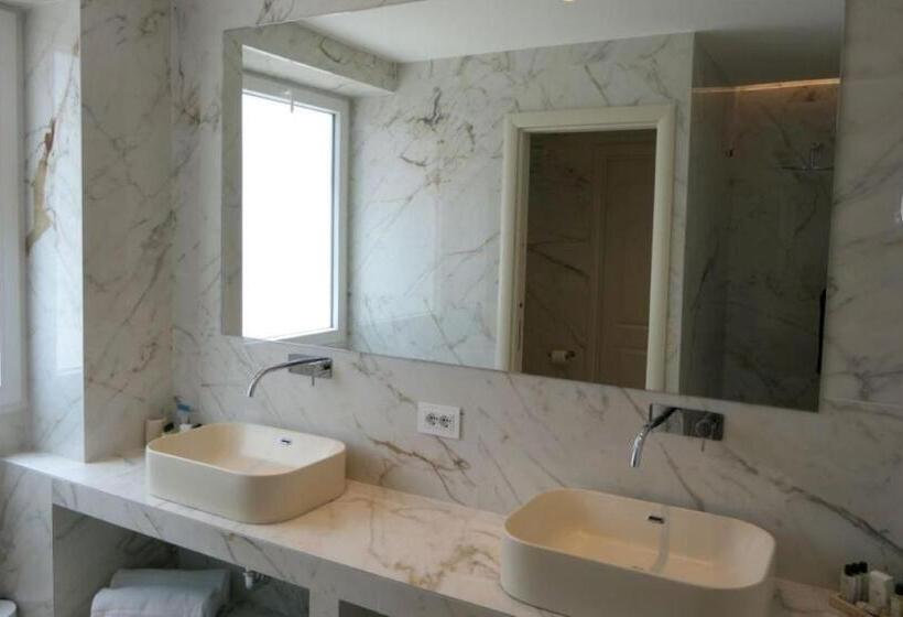 فندق Pagoda Lifestyle