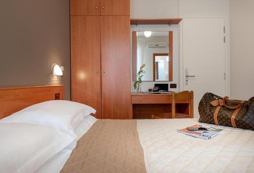 בית מלון כפרי Pierre