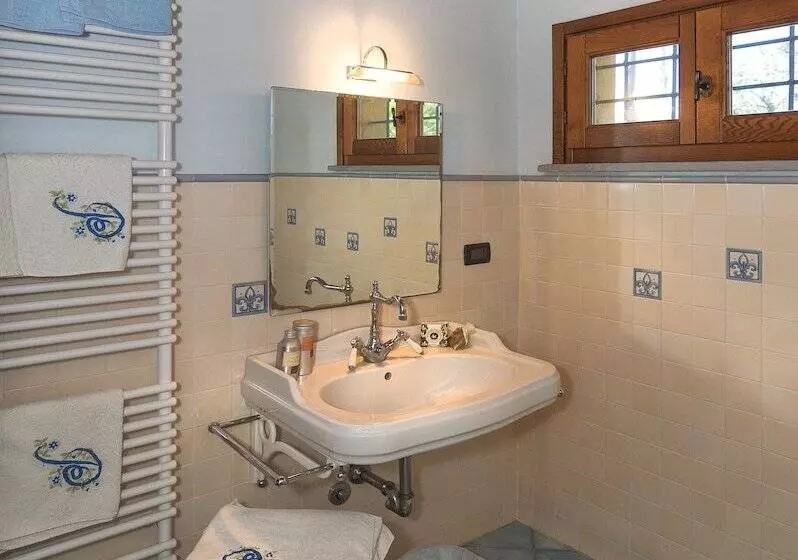 Отель Pisa Holidays