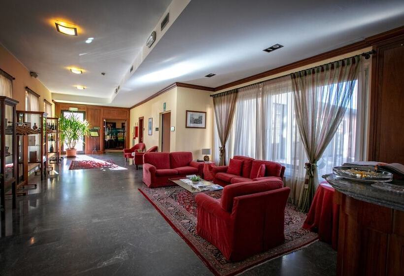 Отель Scia' On Martin