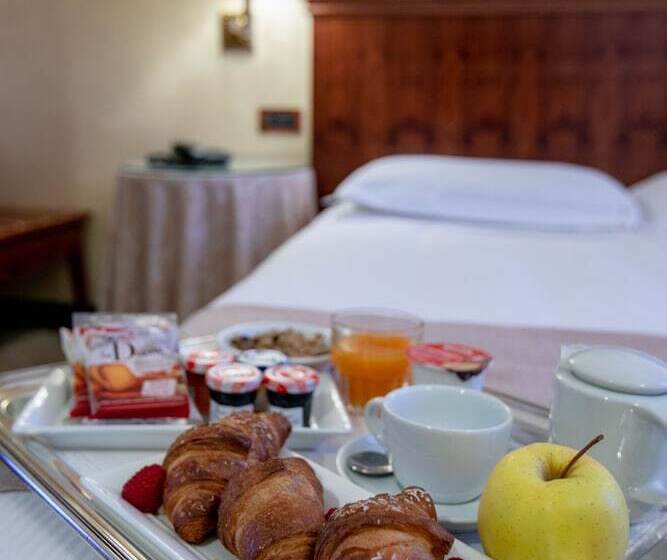 Отель Scia' On Martin