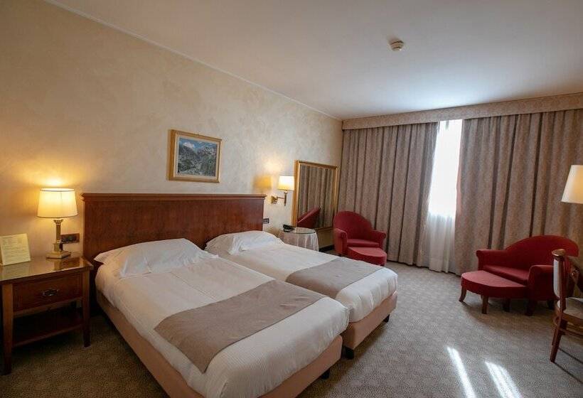 Отель Scia' On Martin