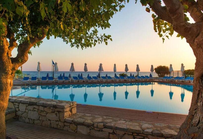 Отель Silva Beach