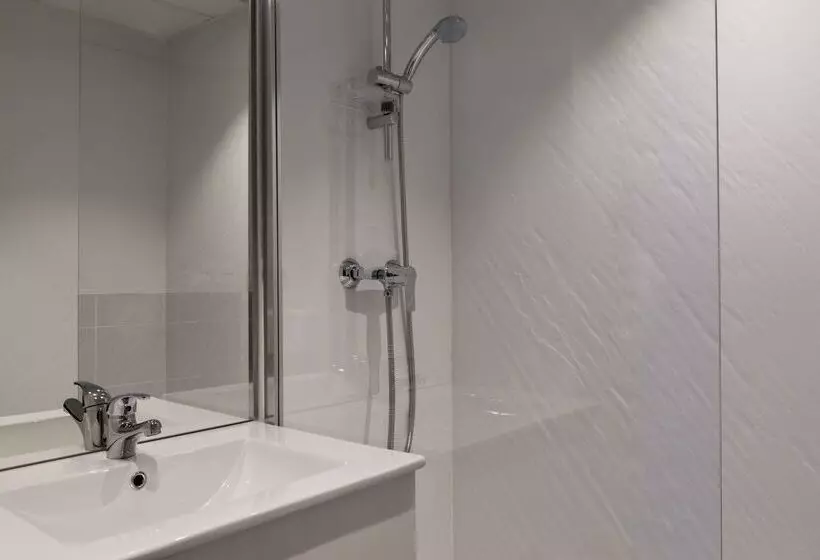 Отель The Originals City, Hôtel Agora, Nantes Ouest