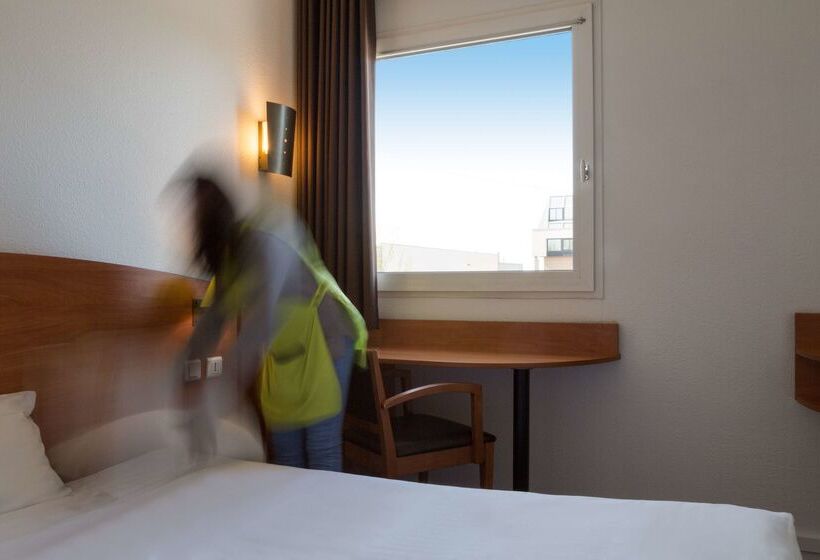 ホテル The Originals City, Hôtel Agora, Nantes Ouest