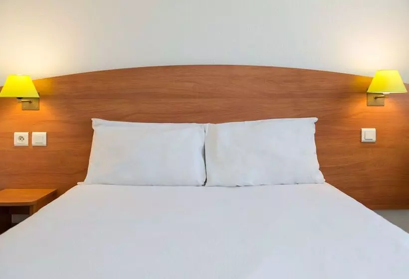 Отель The Originals City, Hôtel Agora, Nantes Ouest