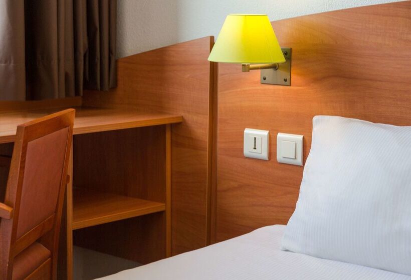 ホテル The Originals City, Hôtel Agora, Nantes Ouest