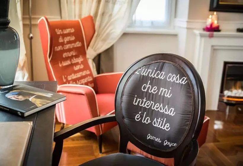 Victoria Hotel Letterario