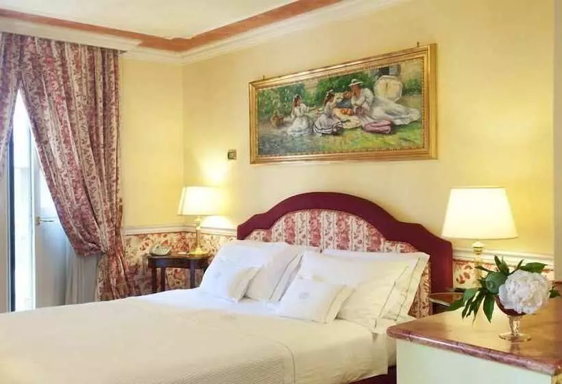 Petit Palais Hotel De Charme