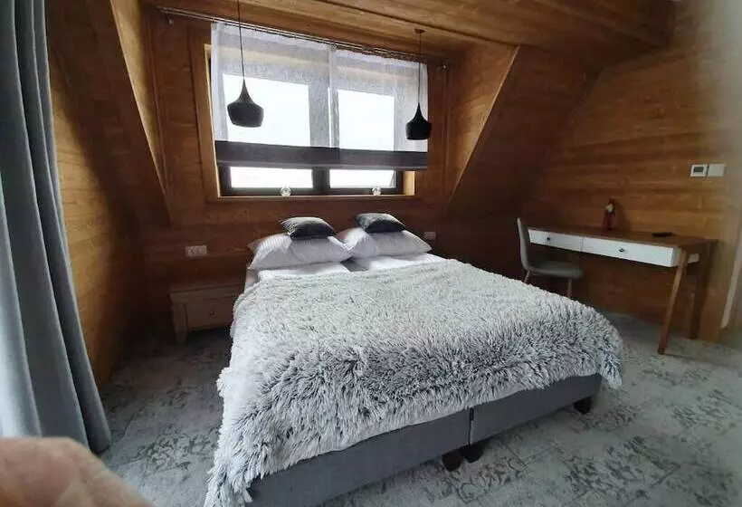 Aamiaismajoitus (B&B) Pod Tatrzańskim Niebem