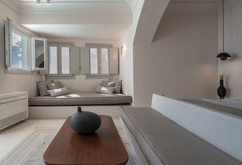 Hotel Akra Suites & Spa