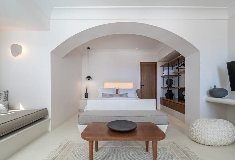 Hotel Akra Suites & Spa