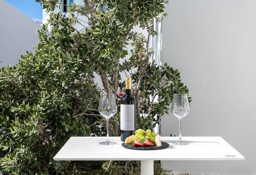 Hotel Akra Suites & Spa