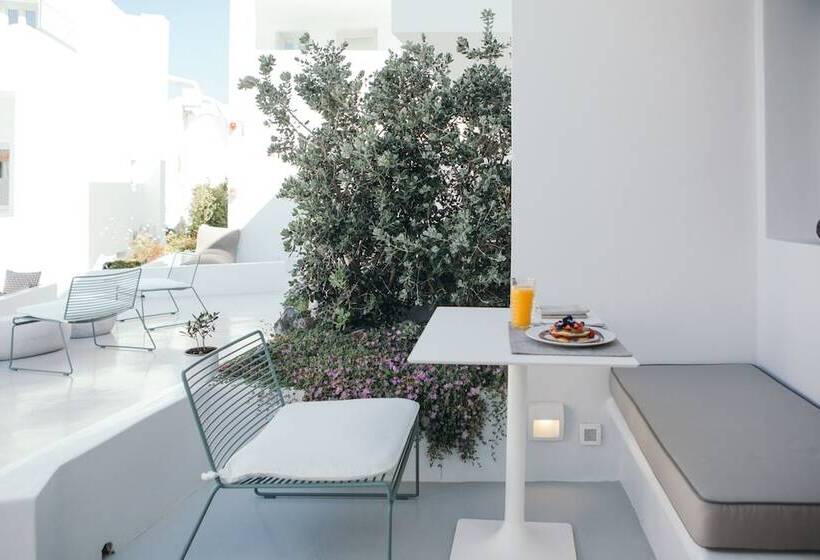 Hotel Akra Suites & Spa