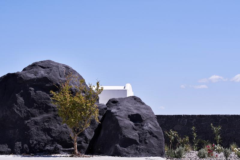 هتل Santanna Luxury Suites