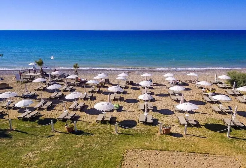 Acacia Resort