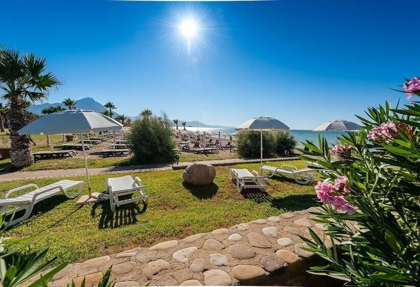 Acacia Resort Parco dei Leoni