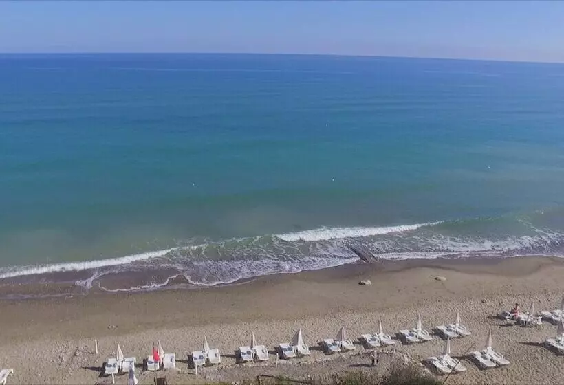 Acacia Resort Parco dei Leoni