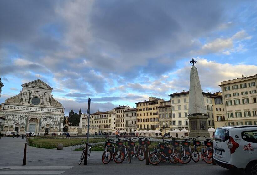 تختخواب و صبحانه Tourist House