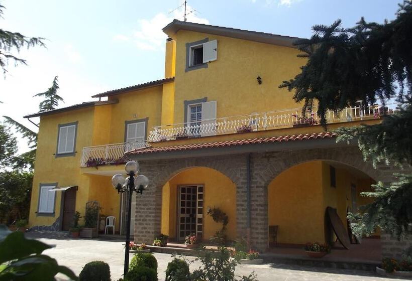 Отель Antica Locanda Della Via Francigena