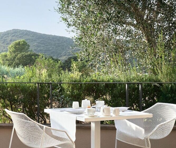 Отель Argentario Golf & Wellness Resort, Autograph Collection