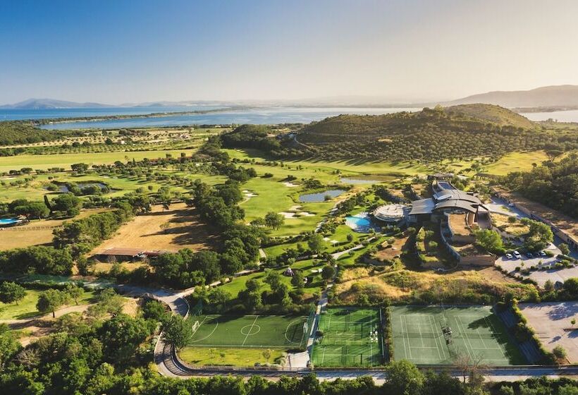 Отель Argentario Golf & Wellness Resort, Autograph Collection