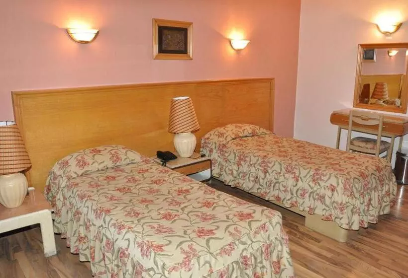 هتل Caesars Palace