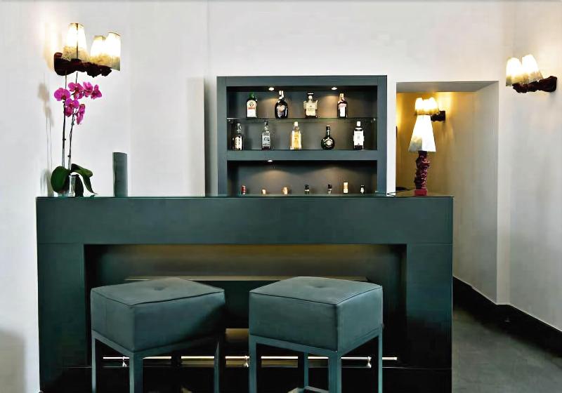 هتل Albergo Palazzo Decumani