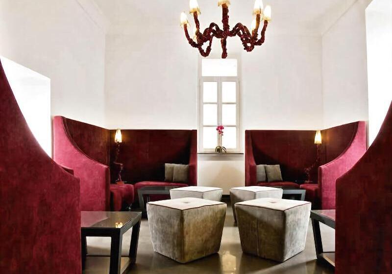 هتل Albergo Palazzo Decumani