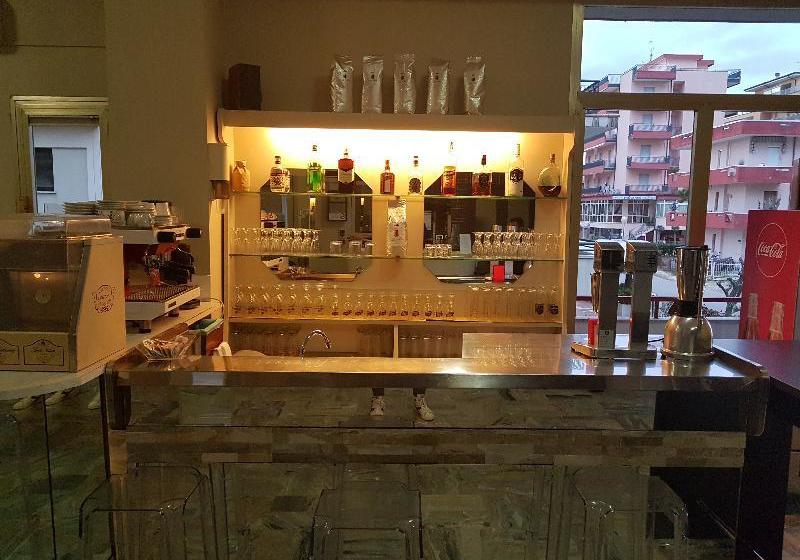 בית מלון כפרי Ile De France Cesenatico