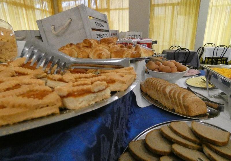 בית מלון כפרי Ile De France Cesenatico