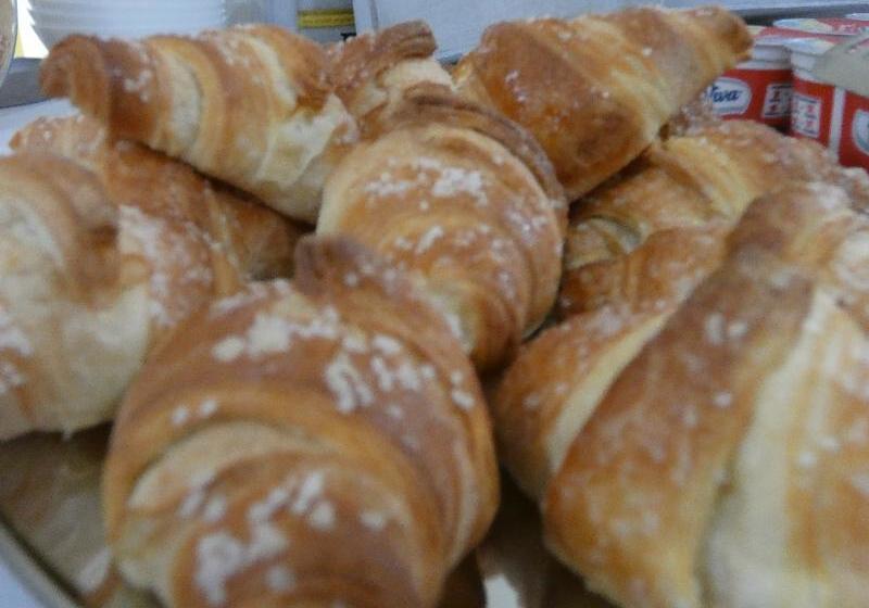 בית מלון כפרי Ile De France Cesenatico