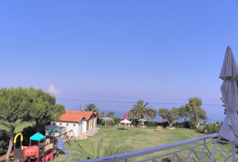 فندق Irida Beach Resort Suites