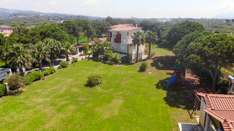 فندق Irida Beach Resort Suites