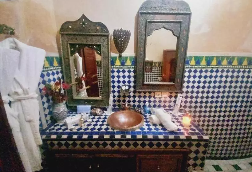 هتل Palais Al Firdaous