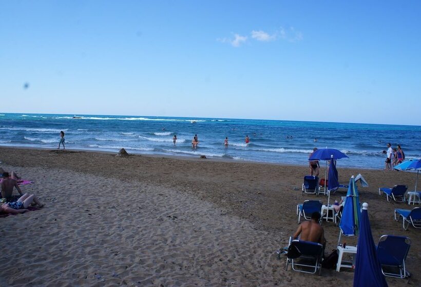 Отель Palm Beach