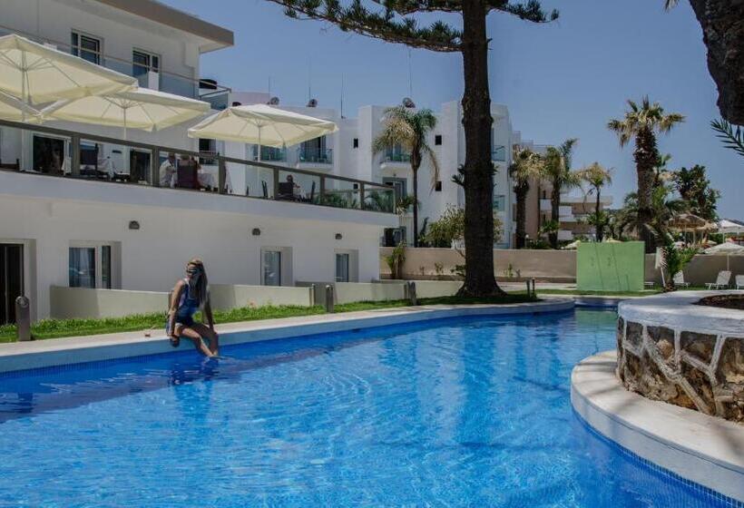 Отель Palm Beach