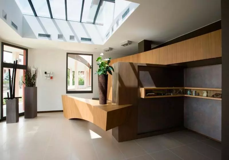 Отель Red S Redaelli