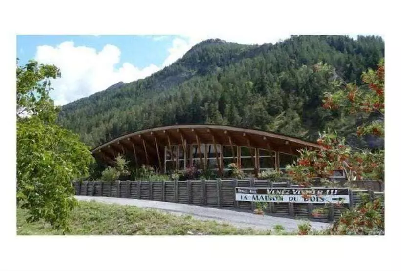 ホテル Restaurant La Lauzétane