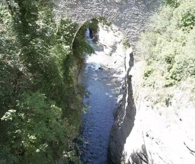 ホテル Restaurant La Lauzétane